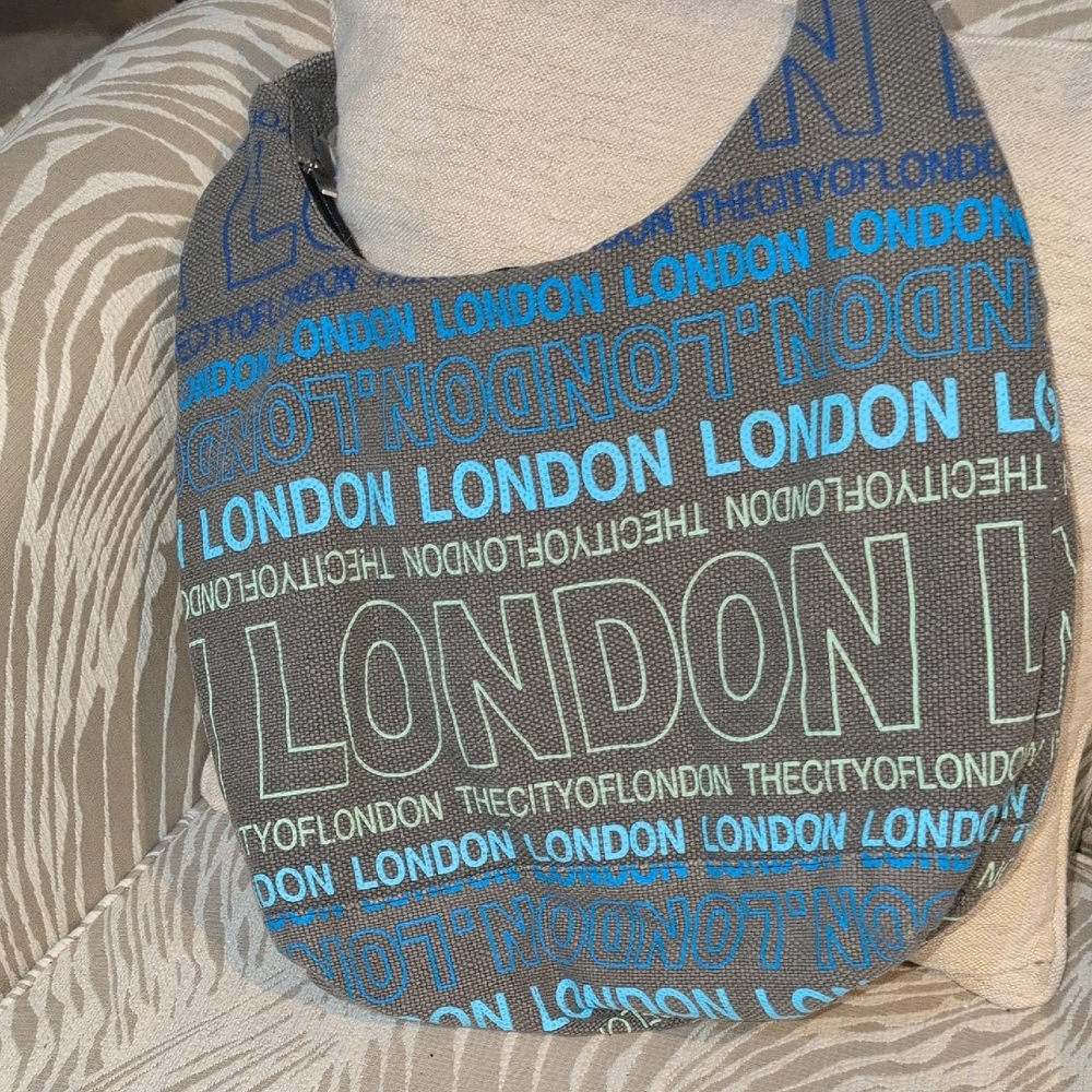 Robin Ruth London Souvenir Shoulder Bag